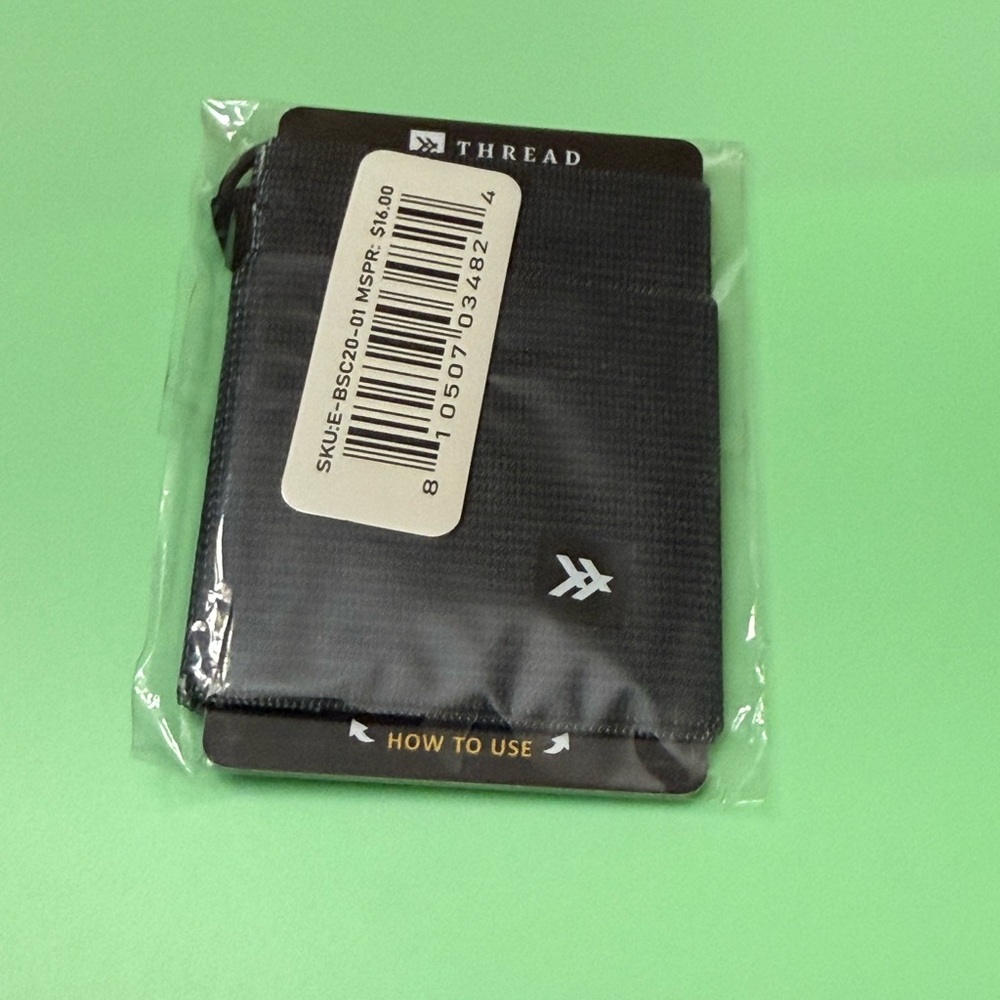 Thread Elastic Wallet – Black - Picture 4 of 6